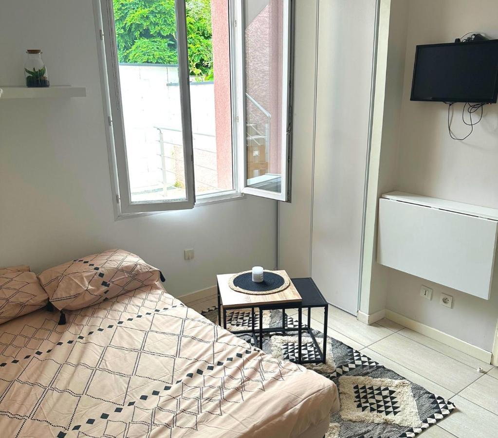 L'Oasis Cosy Διαμέρισμα Βιλερμπάν Εξωτερικό φωτογραφία
